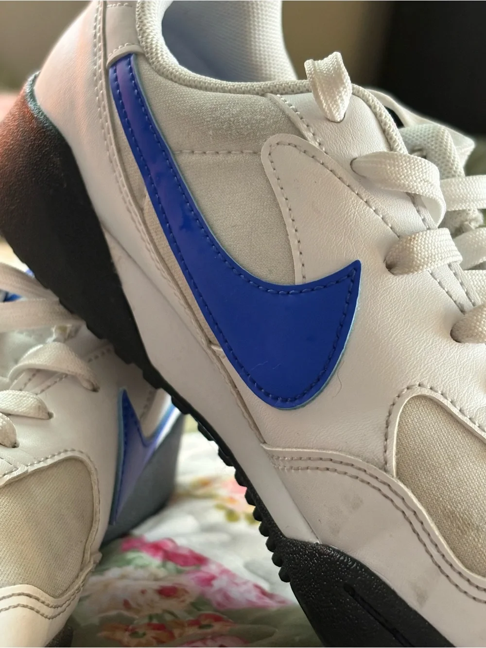 Nike Terra Manta GS (Big Kids) in size 4Y